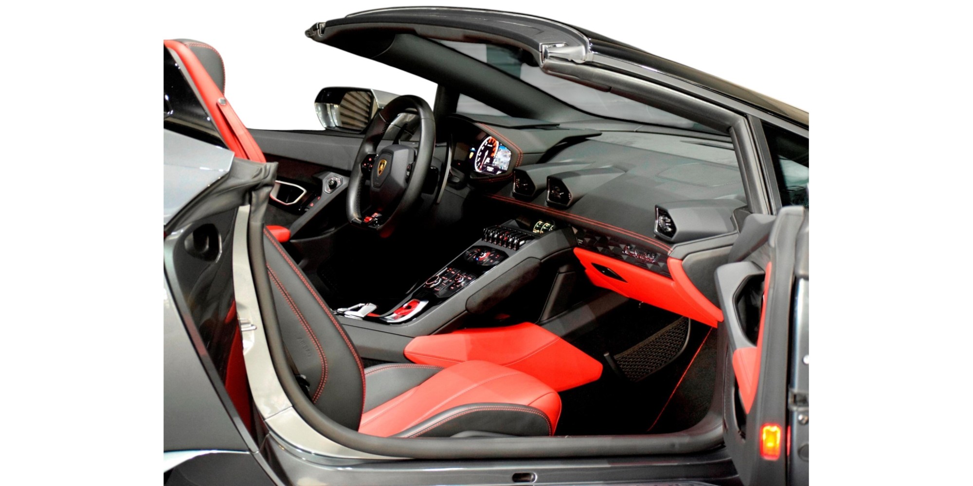 Lamborghini Huracan Spyder LP610 4 AWD supercar lusso