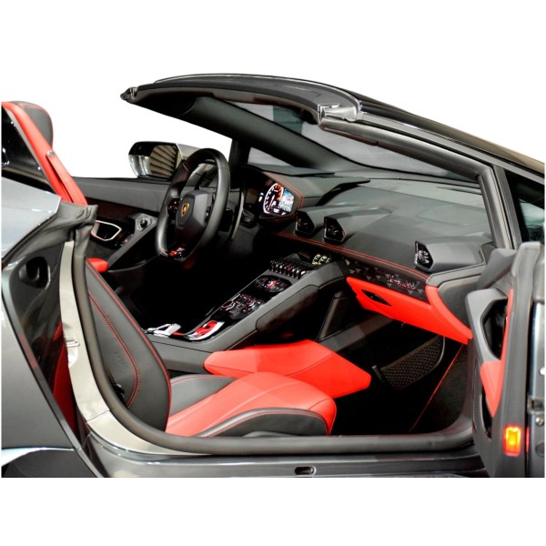 Lamborghini Huracan Spyder LP610 4 AWD supercar lusso