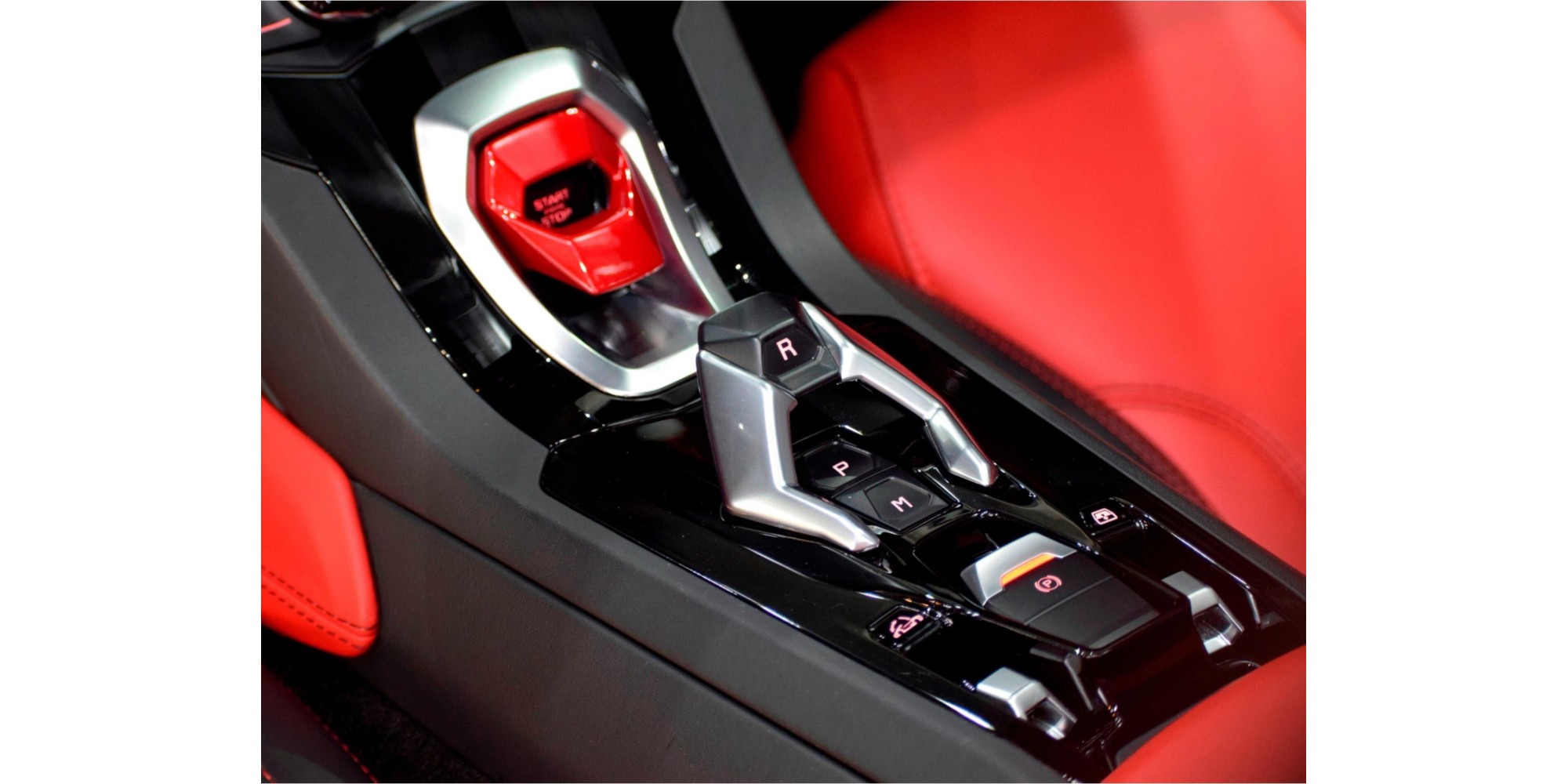 Lamborghini Huracan Spyder LP610 4 AWD supercar lusso