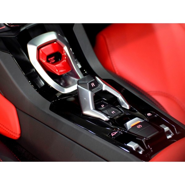 Lamborghini Huracan Spyder LP610 4 AWD supercar lusso