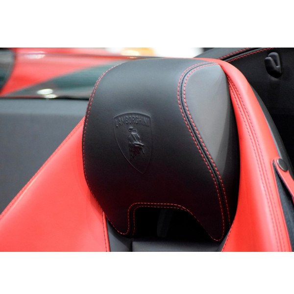 Lamborghini Huracan Spyder LP610 4 AWD supercar lusso