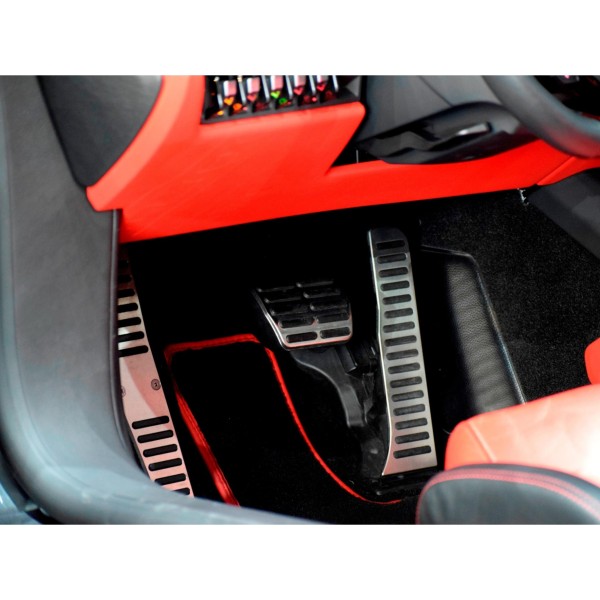 Lamborghini Huracan Spyder LP610 4 AWD supercar lusso