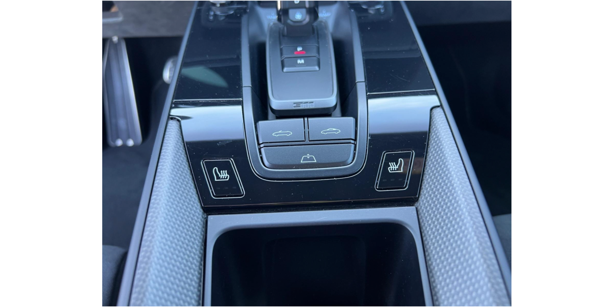 Porsche 911 992 GTS Cabrio Export EU Spec Auto