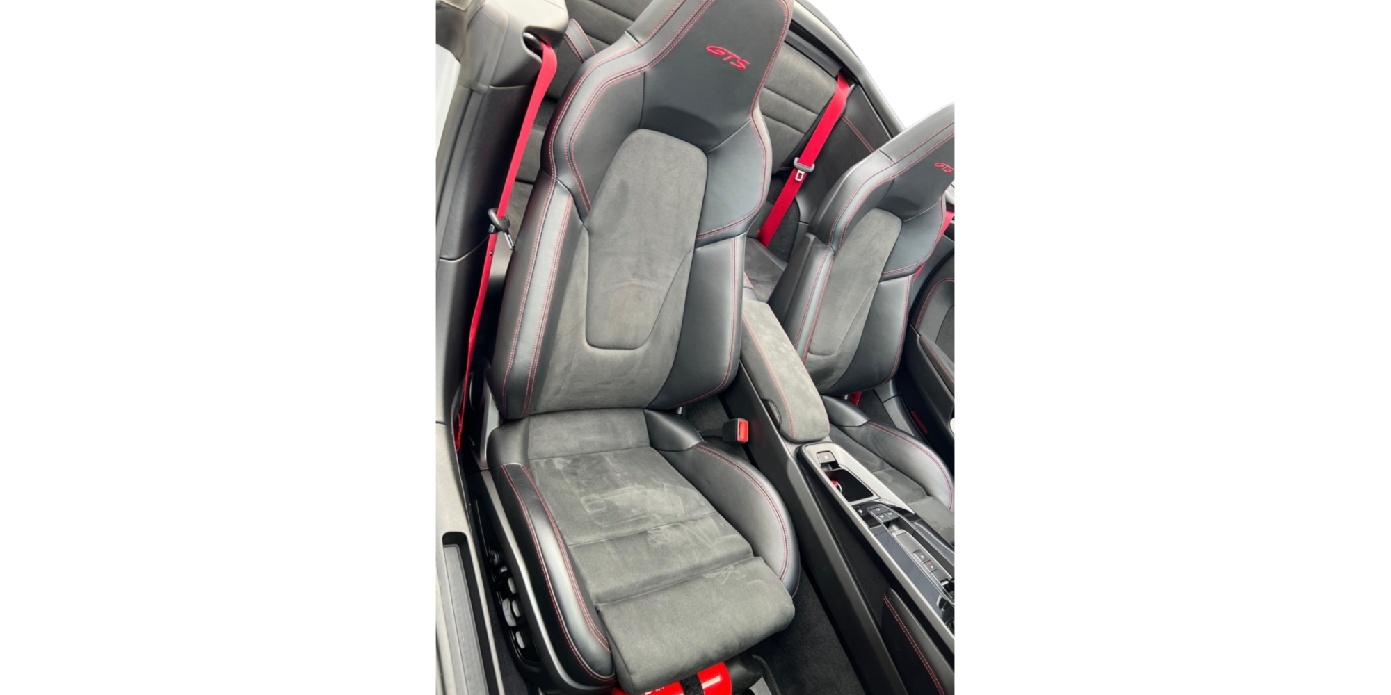 Porsche 911 992 GTS Cabrio Export EU Spec Auto
