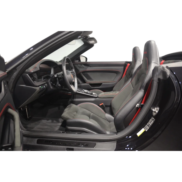 Porsche 911 992.2 GTS Cabrio Export EU Spec Auto
