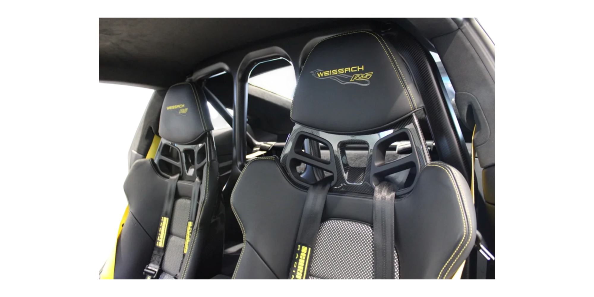 Modena Motors Porsche 911 992 GT3 RS Weissach Italia