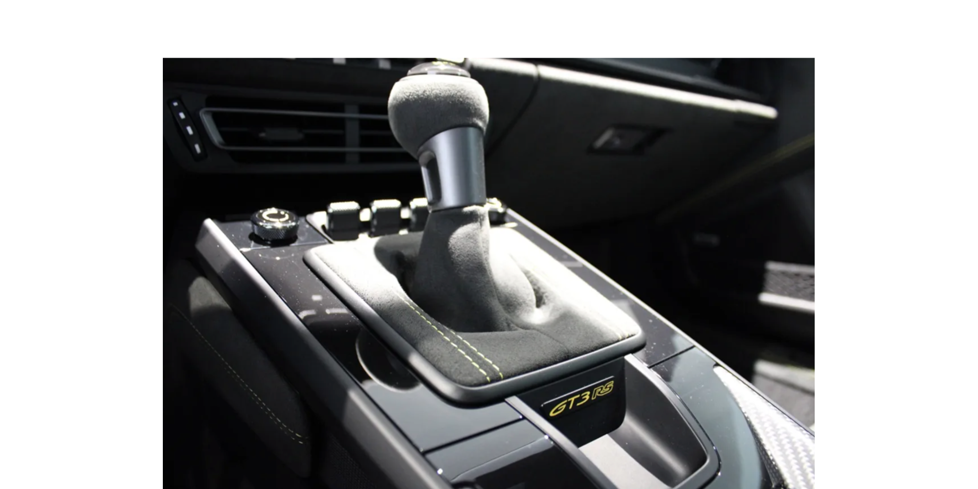 Modena Motors Porsche 911 992 GT3 RS Weissach Italia
