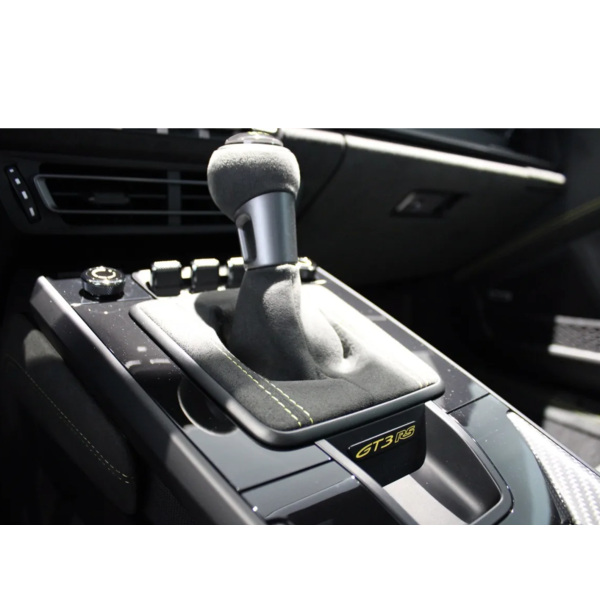 Modena Motors Porsche 911 992 GT3 RS Weissach Italia