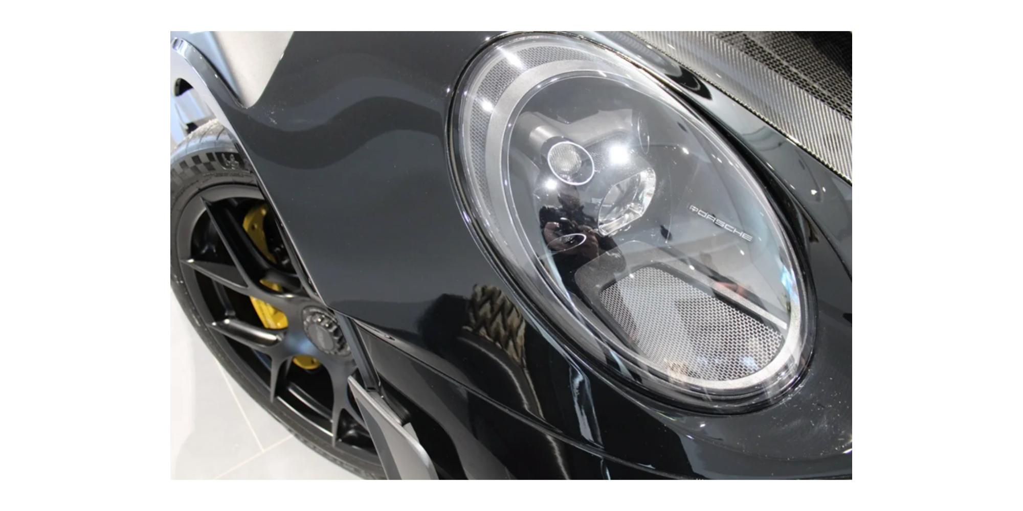 Modena Motors Porsche 911 992 GT3 RS Weissach Italia