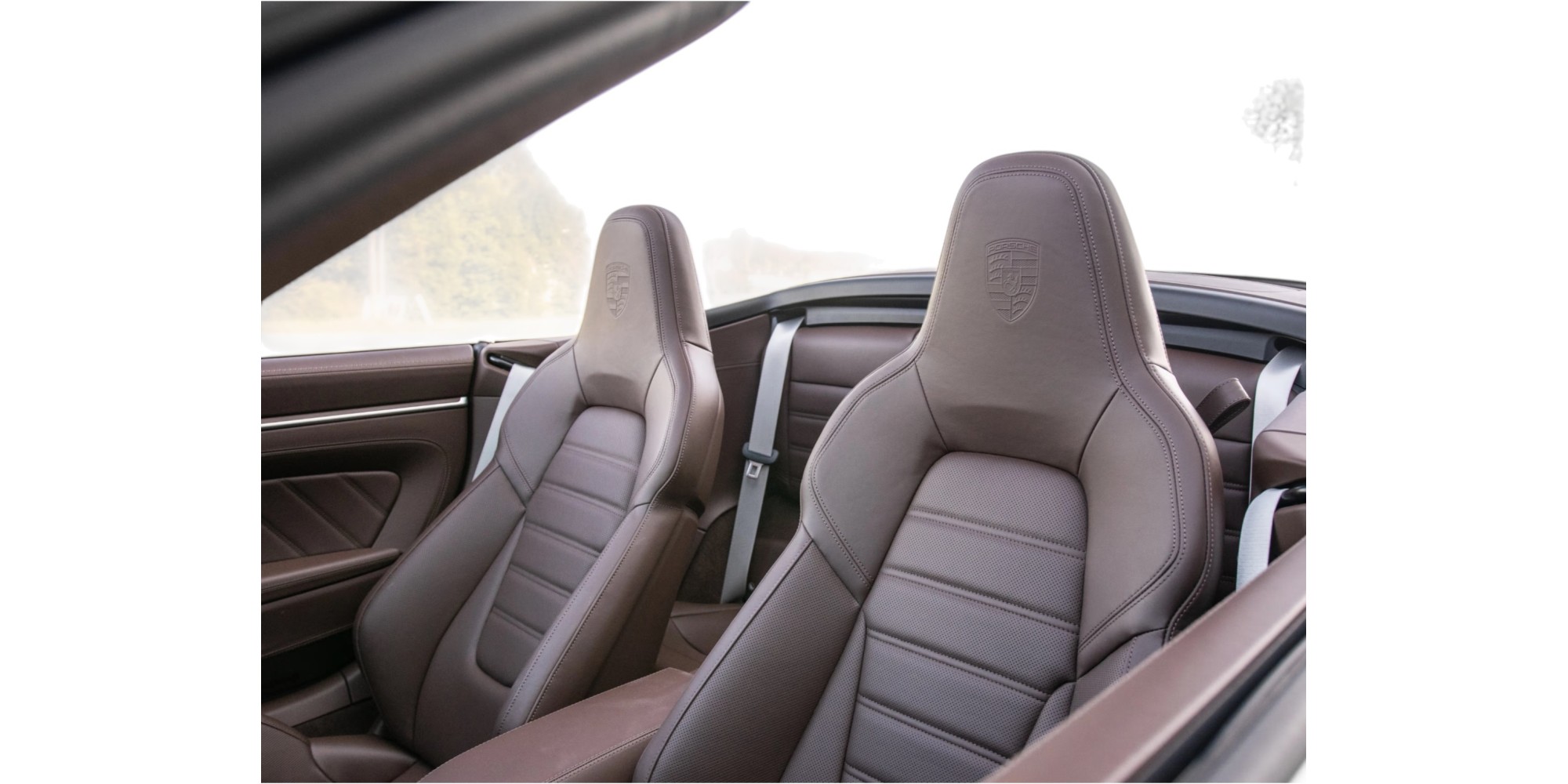Porsche 911 992.2 GTS Cabrio Export EU Spec Auto