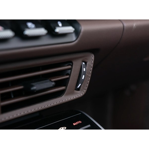 Porsche 911 992.2 GTS Cabrio Export EU Spec Auto