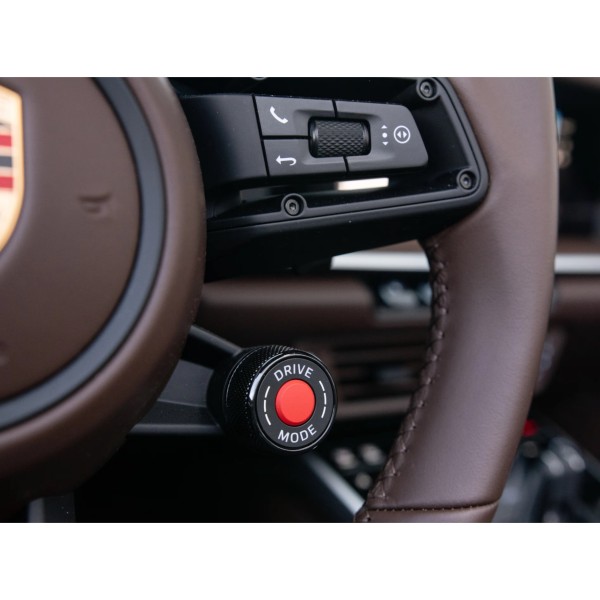 Porsche 911 992.2 GTS Cabrio Export EU Spec Auto