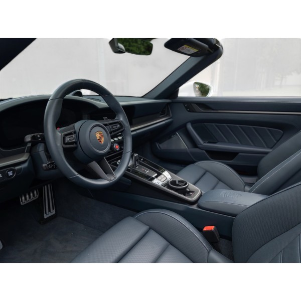 Porsche 911 992.2 4 GTS Cabrio Export EU Spec Auto