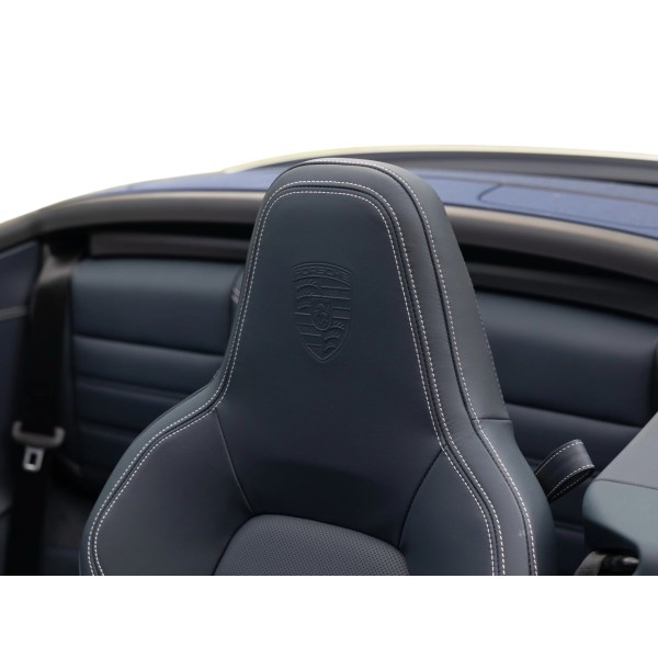 Porsche 911 992.2 4 GTS Cabrio Export EU Spec Auto