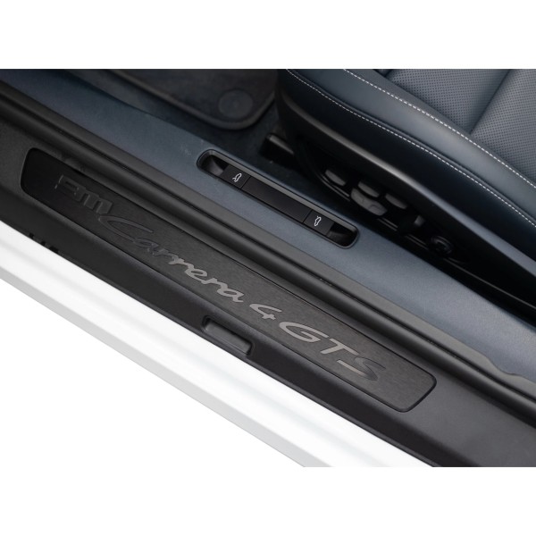 Porsche 911 992.2 4 GTS Cabrio Export EU Spec Auto