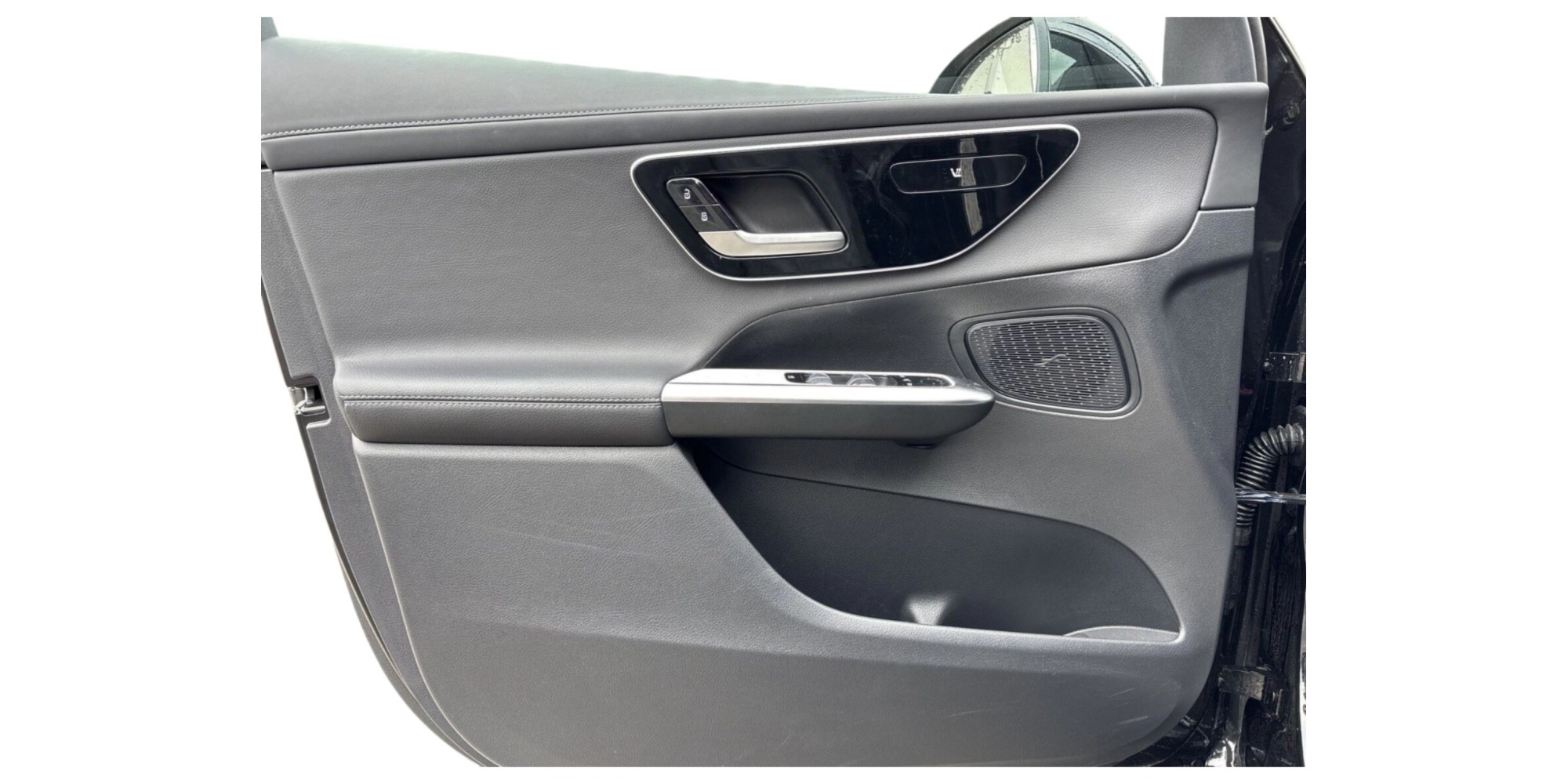 Mercedes-Benz GLC 220d Coupe 4MATIC - Sleek SUV Elegance